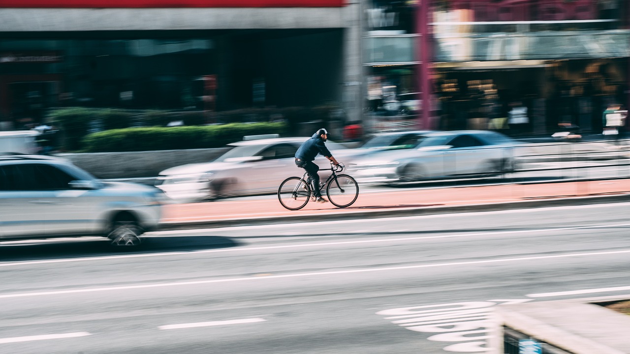 ¿Cómo se pueden evitar los atropellos a los ciclistas?